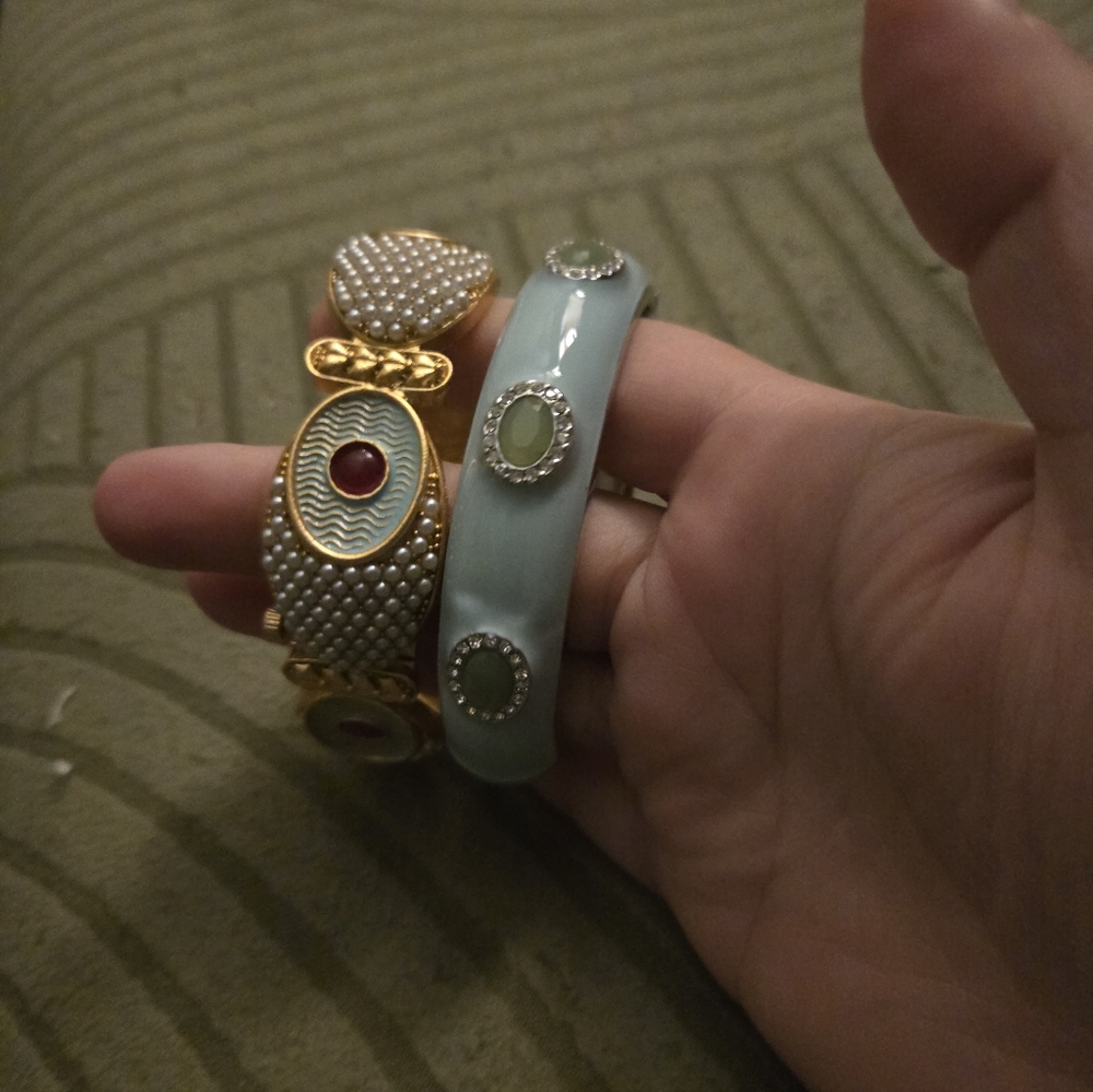 Bundle Of Two Bracelets Gold-Tone Pearl Bracelet And Blue And Germ Embelished